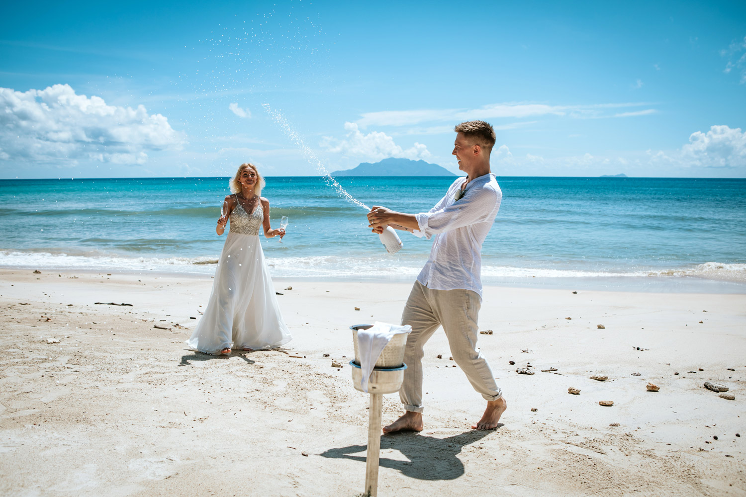 Meagan And Luke Wedding By Marco Pross Marie Laure Beach Mahe Seychelles Weddings In 7562